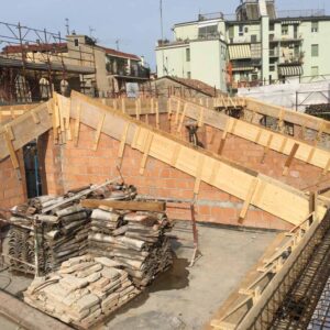 Piazzale S. Maddalena (PR) Realizzazione di cornicione