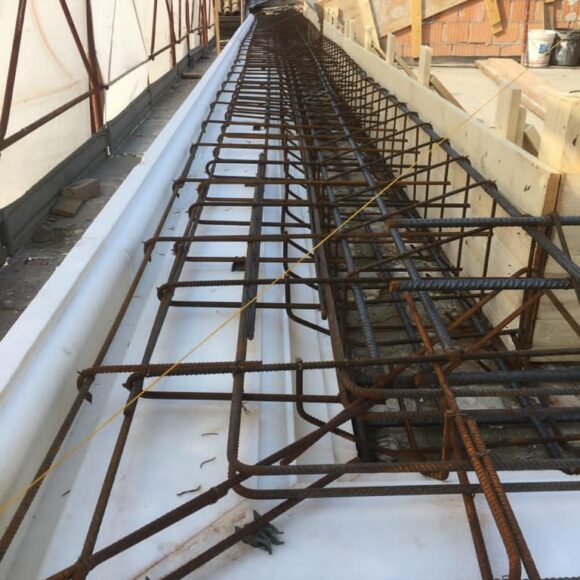 Piazzale S. Maddalena (PR) Realizzazione di cornicione