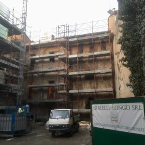 Piazzale S. Maddalena (PR) Demolizione del tetto