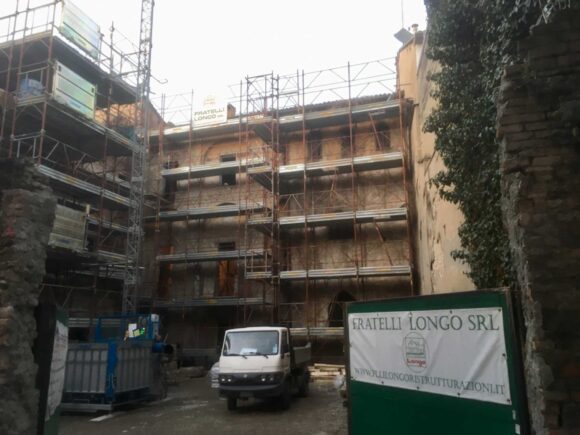 Piazzale S. Maddalena (PR) Demolizione del tetto