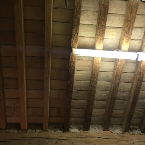 Via Imbriani (PR) Sabbiatura di soffitto all’emiliana