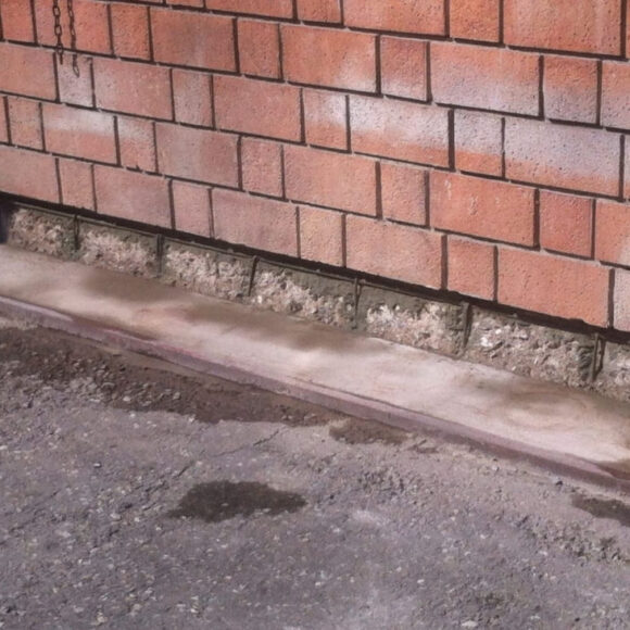 Via Taro (PR) Ripristino cordolo di fondazione