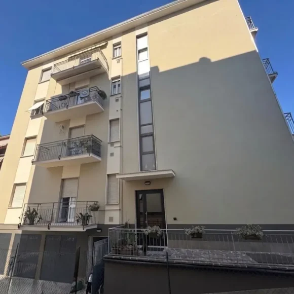 Condominio Boscoli (PR)