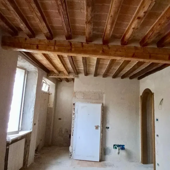 Via agli Ospizi Civili n3 (PR) Sabbiatura di soffitti
