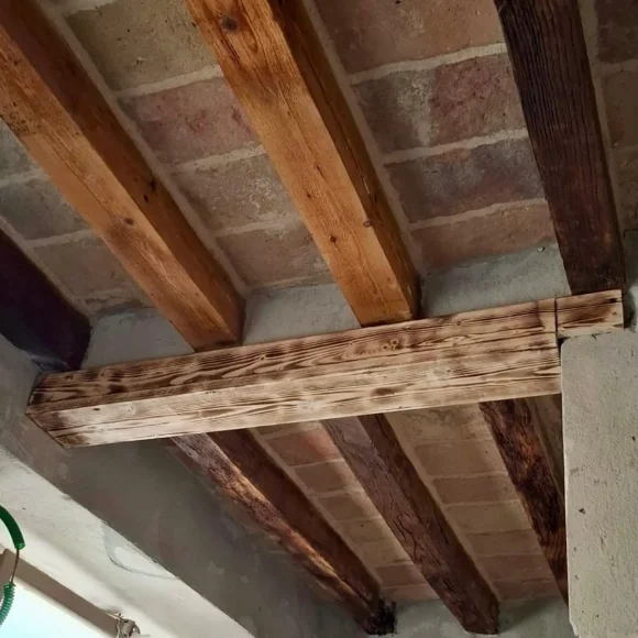 Via agli Ospizi Civili n3 (PR) Sabbiatura di soffitti