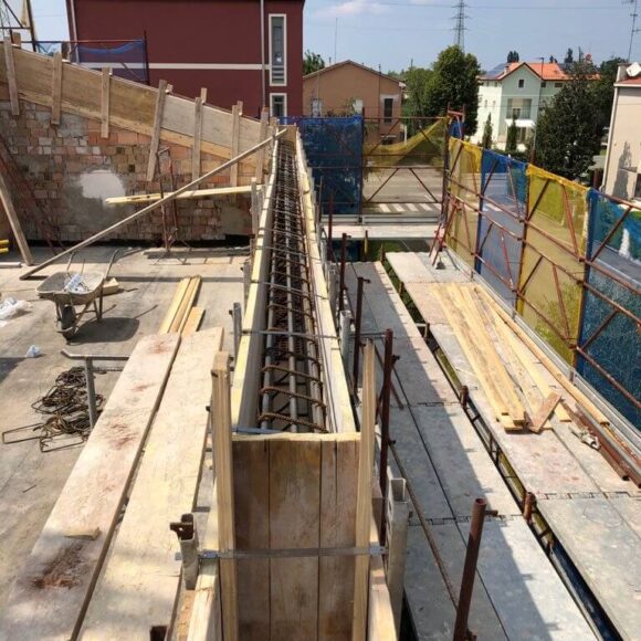 Via Bobbio (PR) Realizzazione cordoli tetto